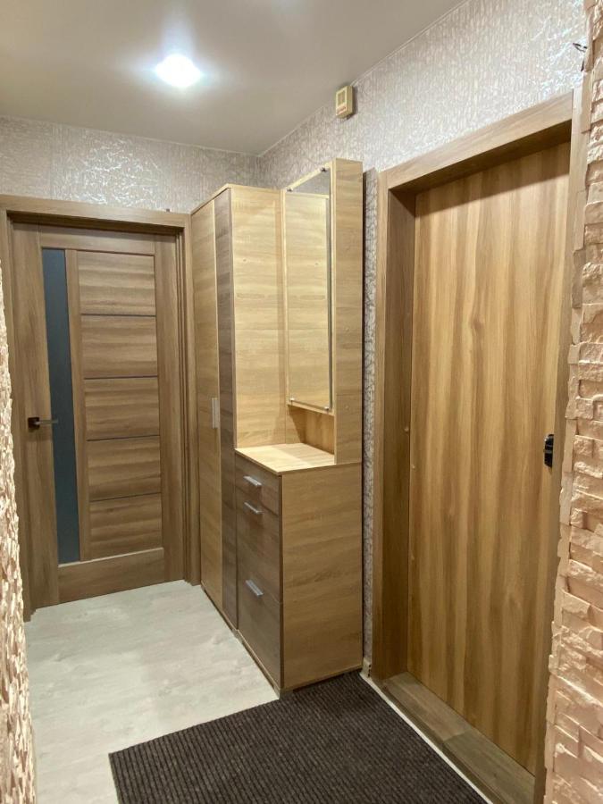 Левобережные Апартаменты на Проспекте Правды Dnipro Exterior photo